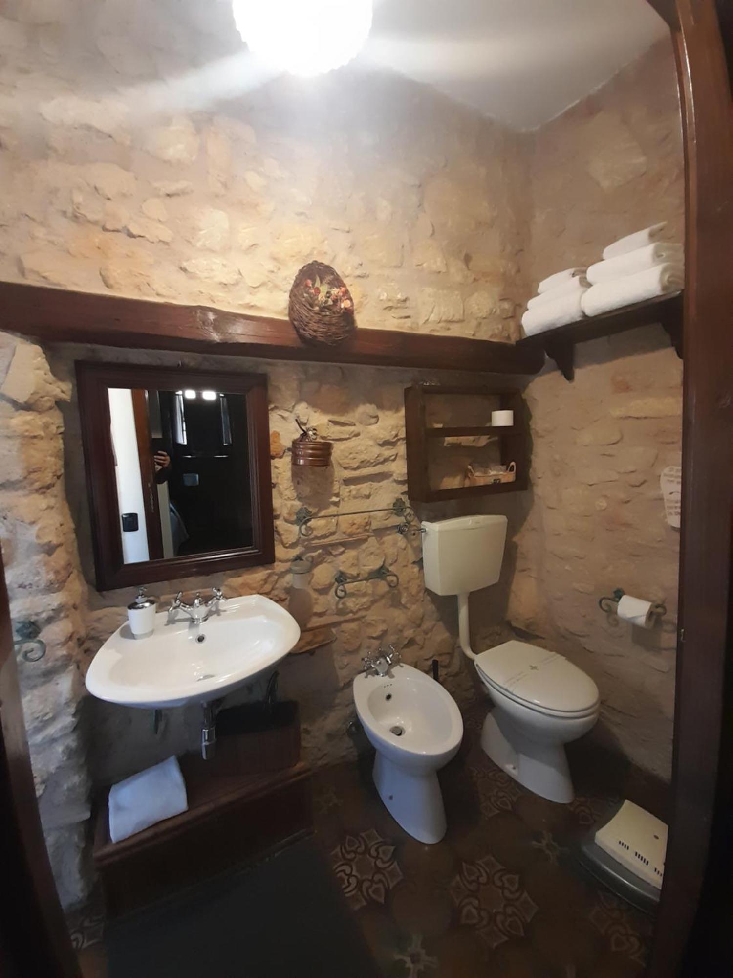 Antica Dimora Historic Building Bed & Breakfast Enna Bagian luar foto