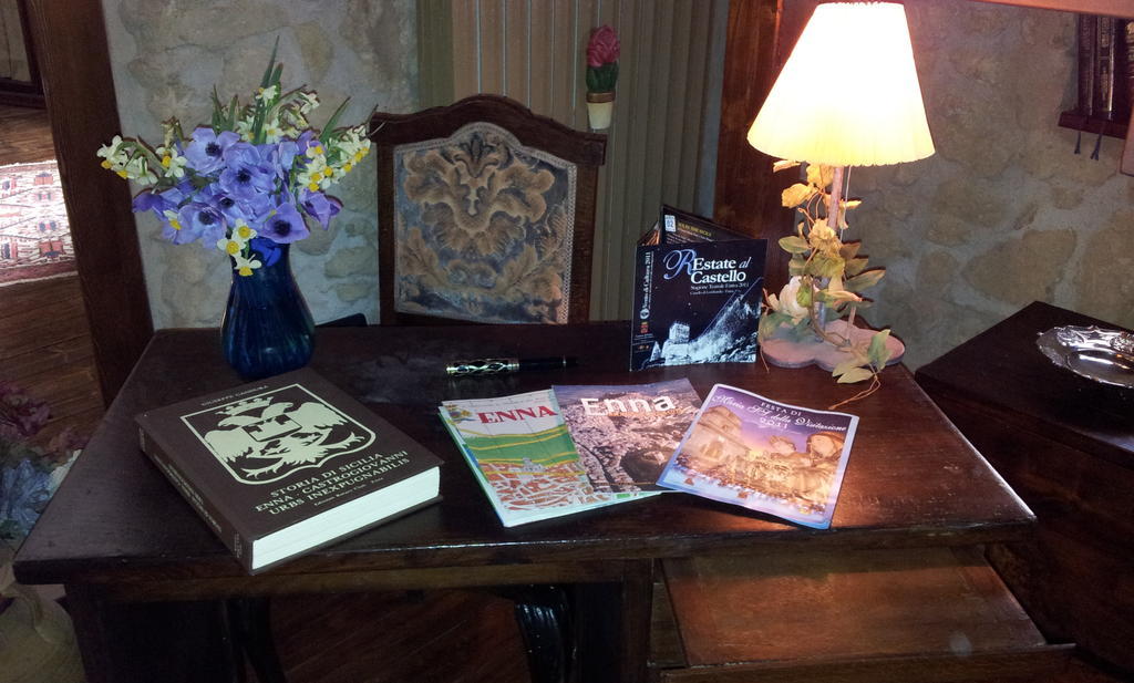 Antica Dimora Historic Building Bed & Breakfast Enna Bagian luar foto